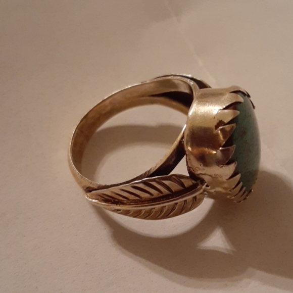 SOLD 💙 Navajo Design Feather Ring - Picture 4 of 12